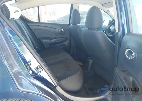 2014 Nissan Versa 1.6 Sv z USA, uszkodzony, nr VIN 3N1CN7AP8EL802425